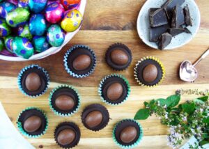 Easter Egg Choc Almond Cup