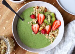 Kiwi Smoothie Bowl